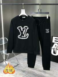 Picture of LV Sweater Suits _SKULVM-4XLkdtn19140890